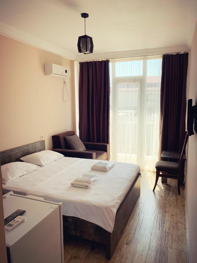 Hotel Crown 우레키 외부 사진