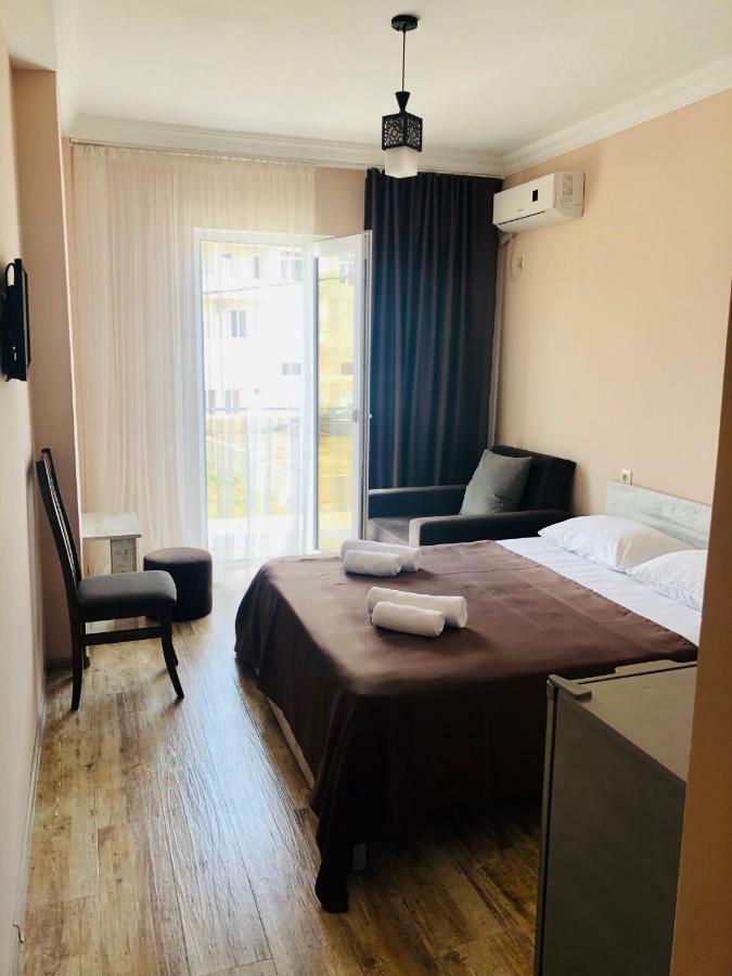 Hotel Crown 우레키 외부 사진
