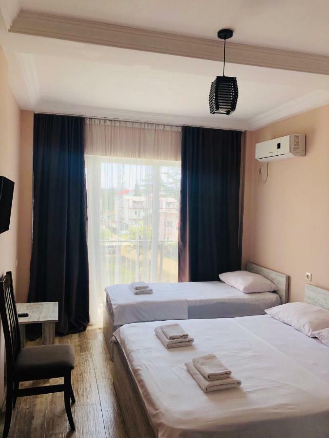 Hotel Crown 우레키 외부 사진